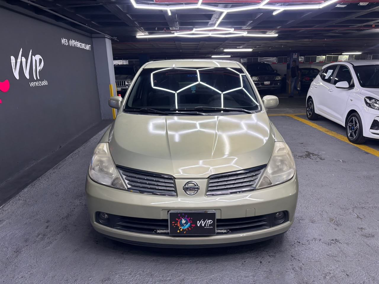 Nissan Tiida - Año 2007 miniatura 3