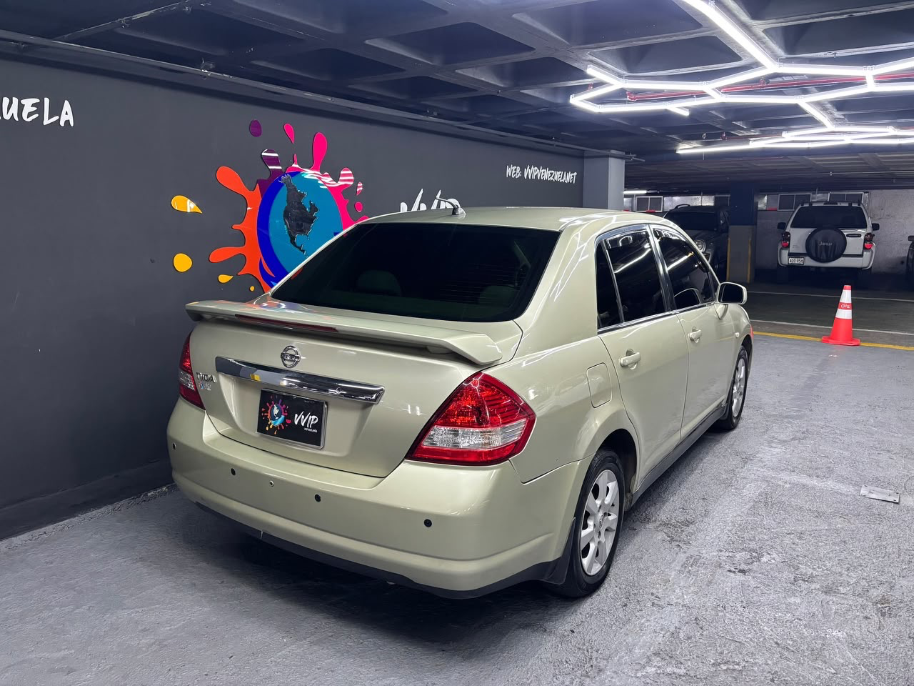 Nissan Tiida - Año 2007 miniatura 7