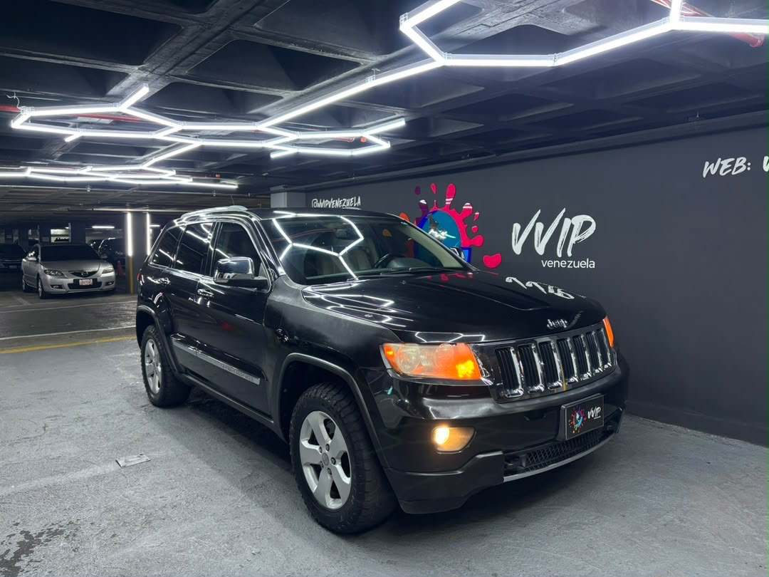 Jeep Grand Cherokee Limited - Año 2012 miniatura 2