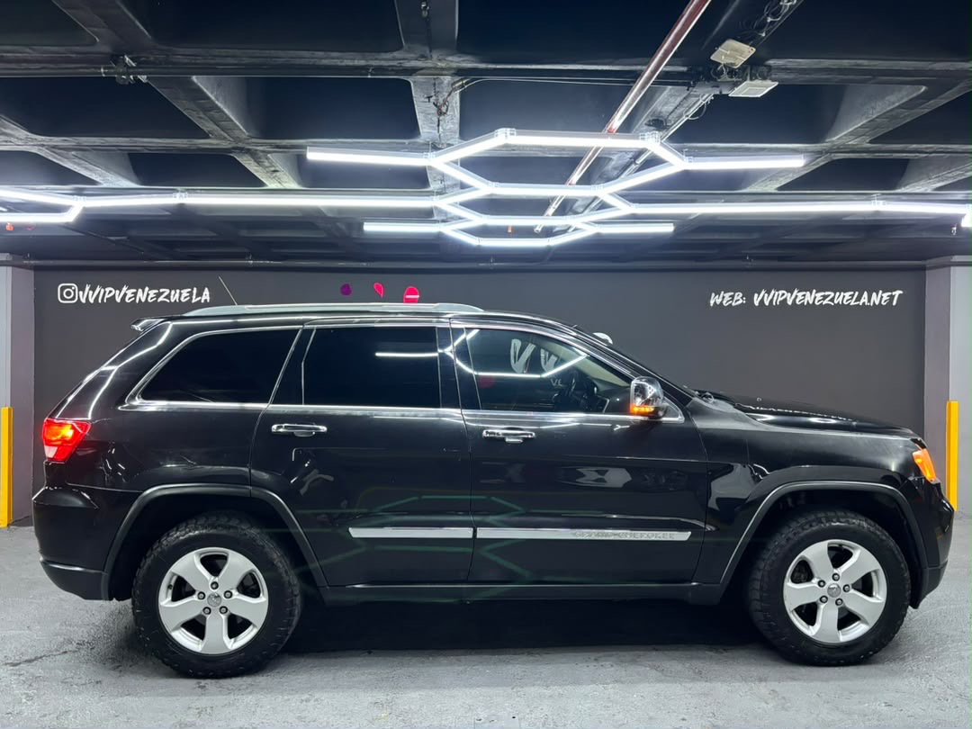 Jeep Grand Cherokee Limited - Año 2012 miniatura 5
