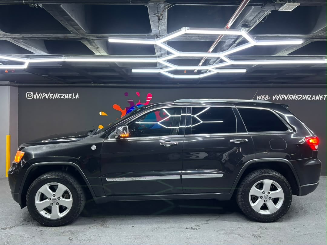 Jeep Grand Cherokee Limited - Año 2012 miniatura 6