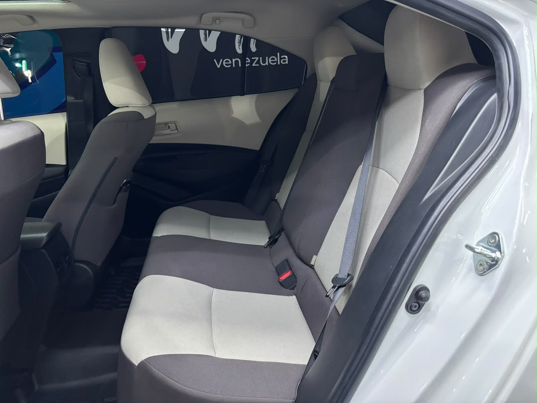 Toyota Corolla Executive 1.5 Dubai - Año 2023 miniatura 11