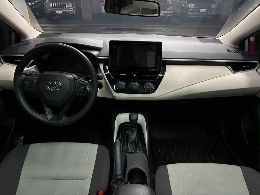 Toyota Corolla Executive 1.5 Dubai - Año 2023 miniatura 15