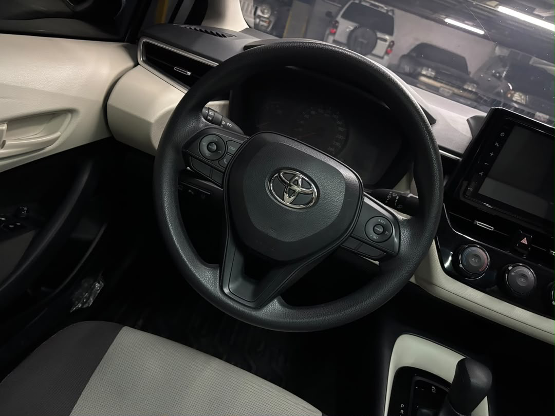 Toyota Corolla Executive 1.5 Dubai - Año 2023 miniatura 17