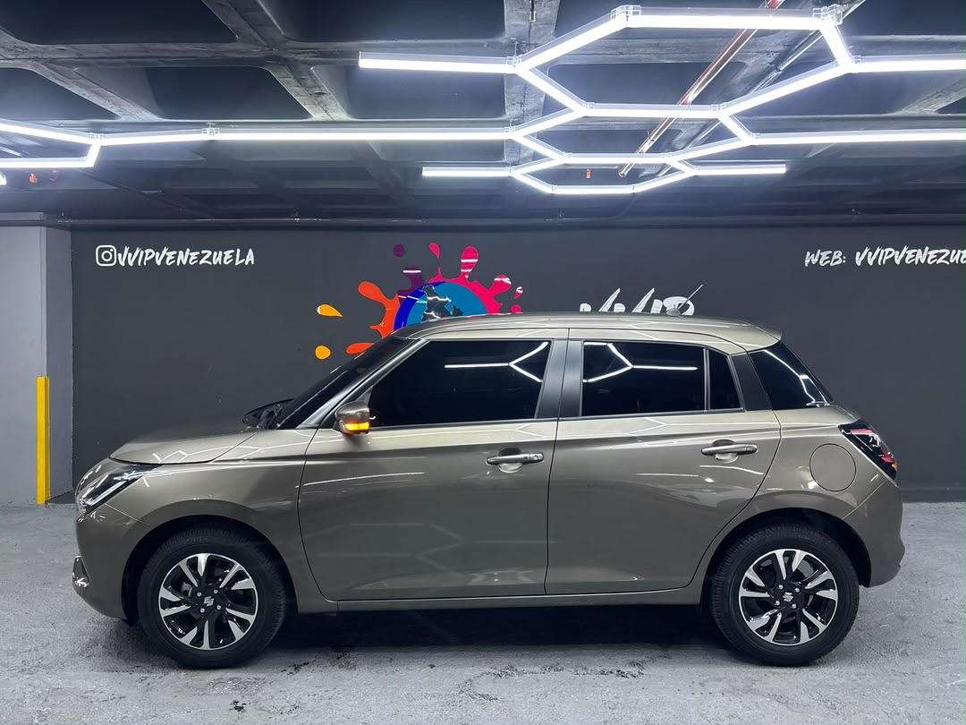 Suzuki Swift - Año 2025 miniatura 6