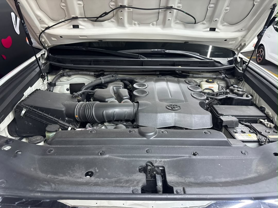Toyota Prado VX 70 Aniversario Dubai - Año 2023 miniatura 20