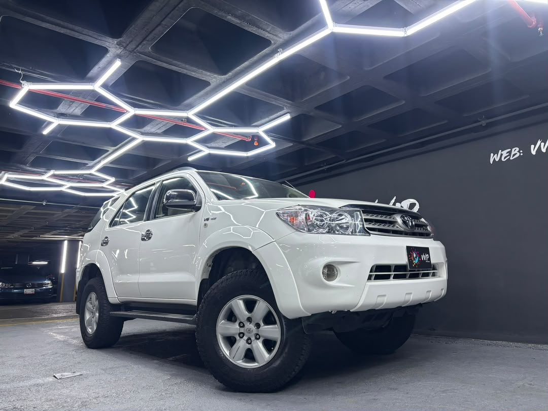 Toyota Fortuner - Año 2011