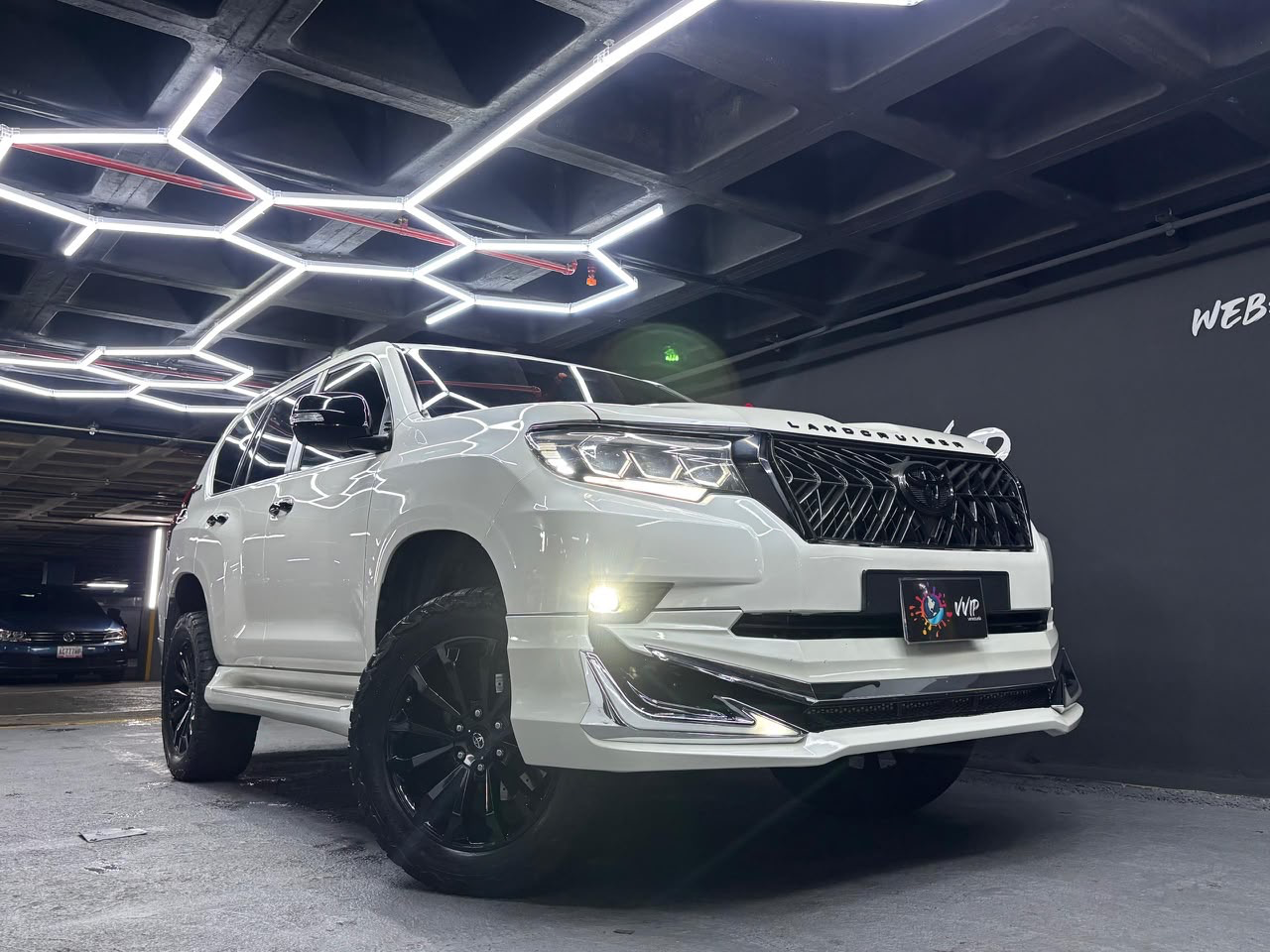 Toyota Prado VX Dubai - Año 2022