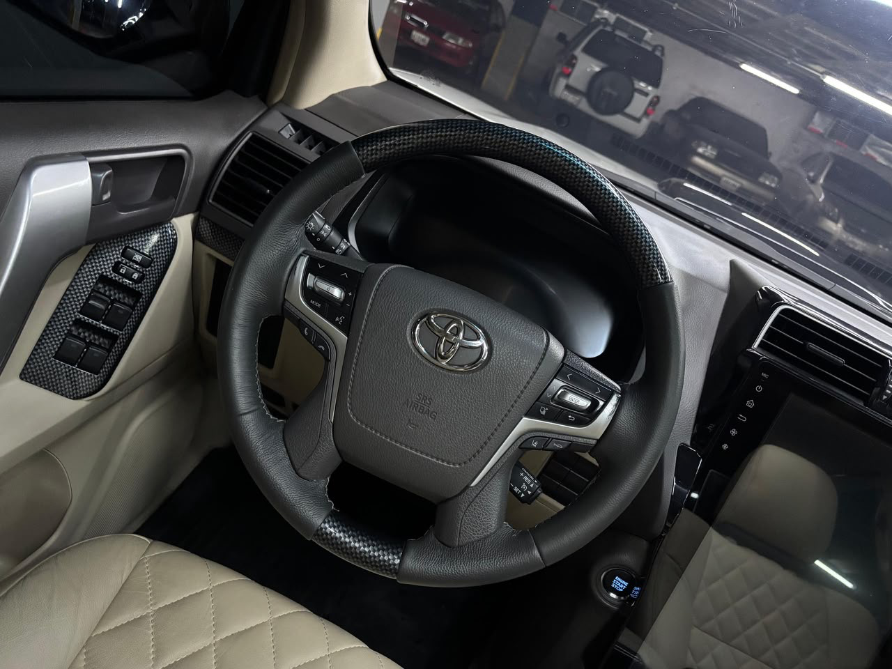 Toyota Prado VX Dubai - Año 2022 miniatura 17