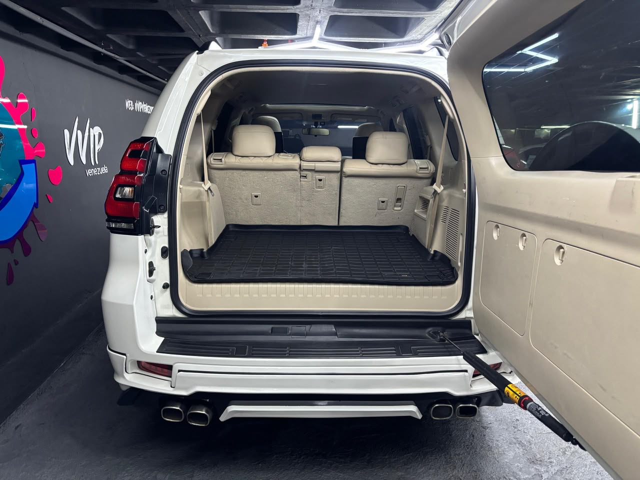 Toyota Prado VX Dubai - Año 2022 miniatura 18