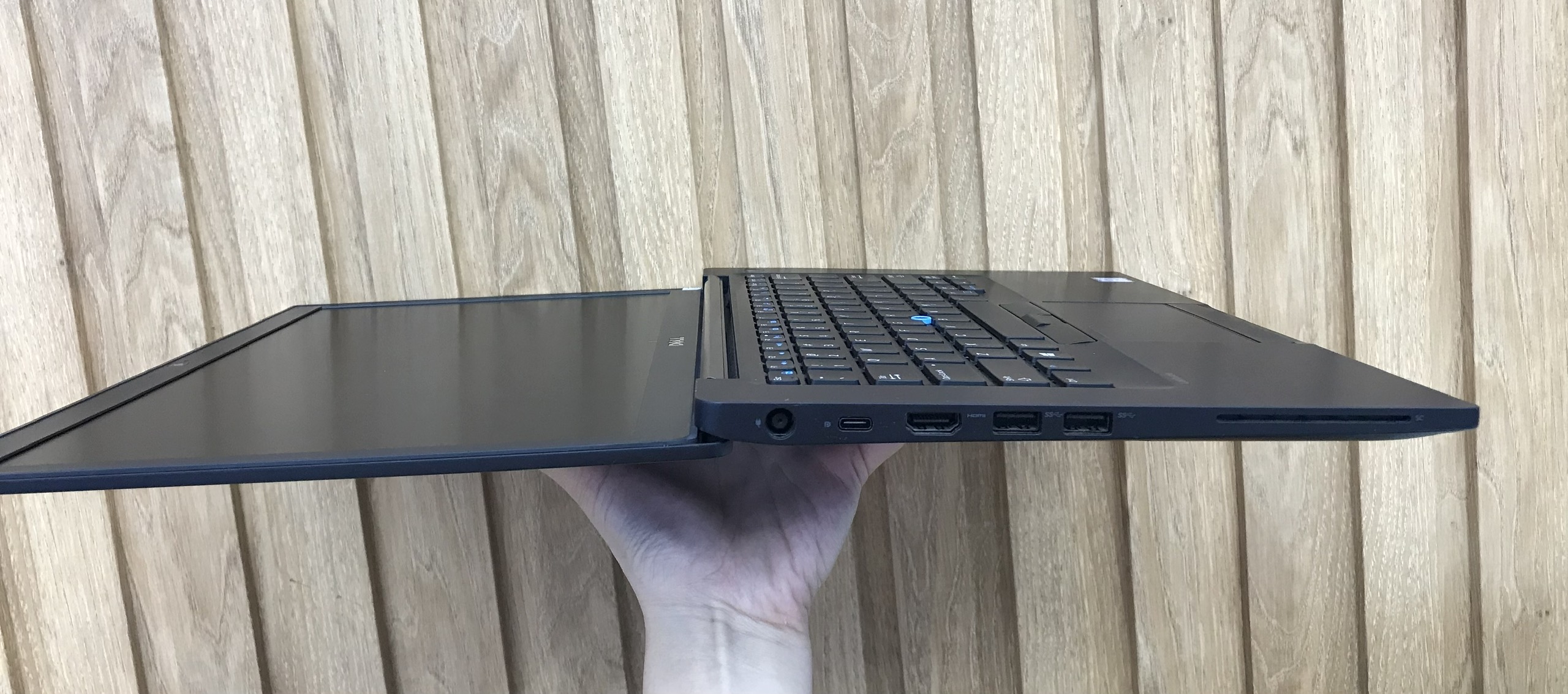 DELL LATITUDE E7480 i7 6600U/ RAM 8GB/ SSD 256GB/ 14INCH FHD