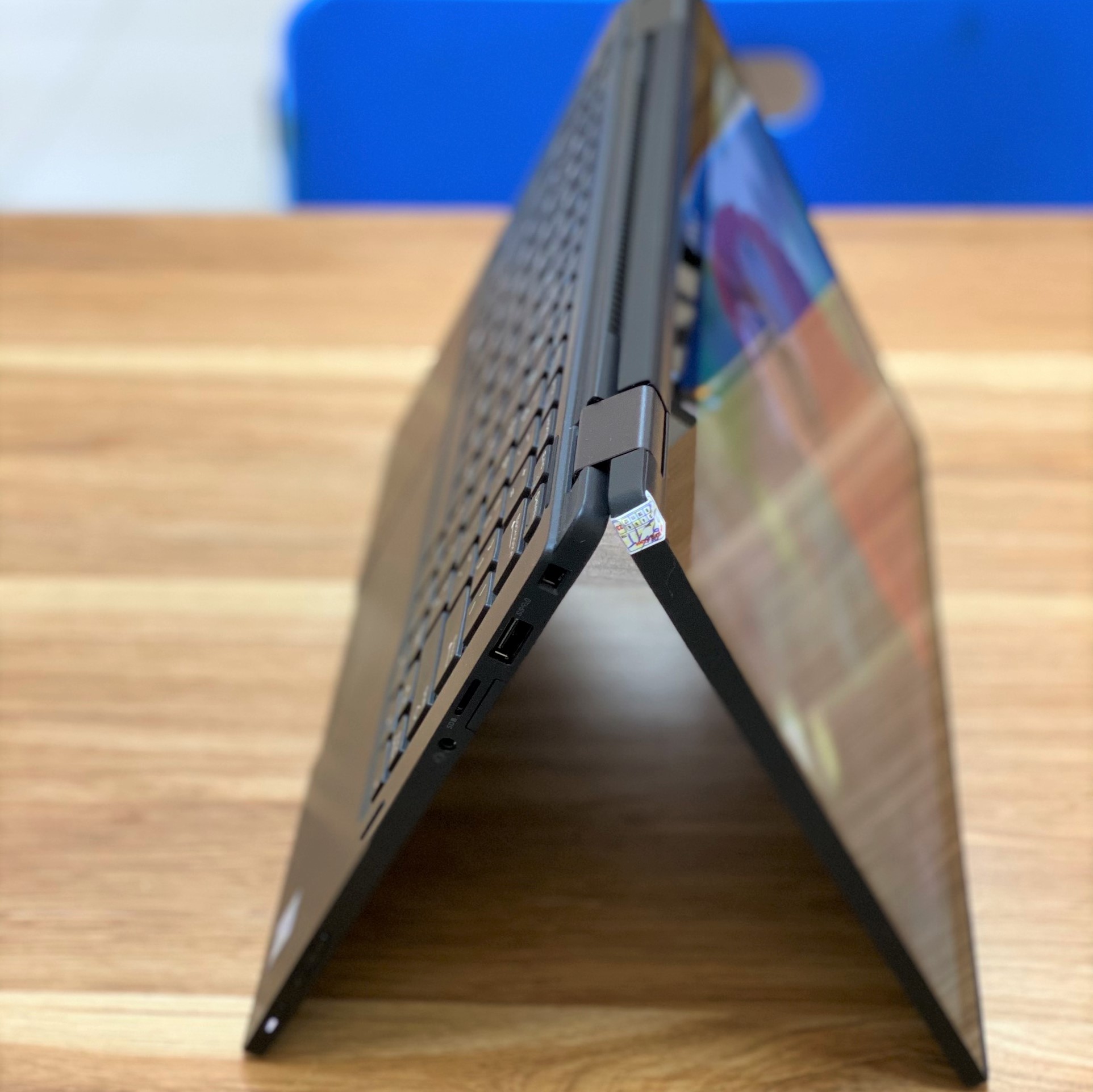 Dell Latitude 7390 Core i7 8650U RAM 8GB SSD 256GB Dell Latitude 7390 Core i7 8650U RAM 8GB SSD 256GB