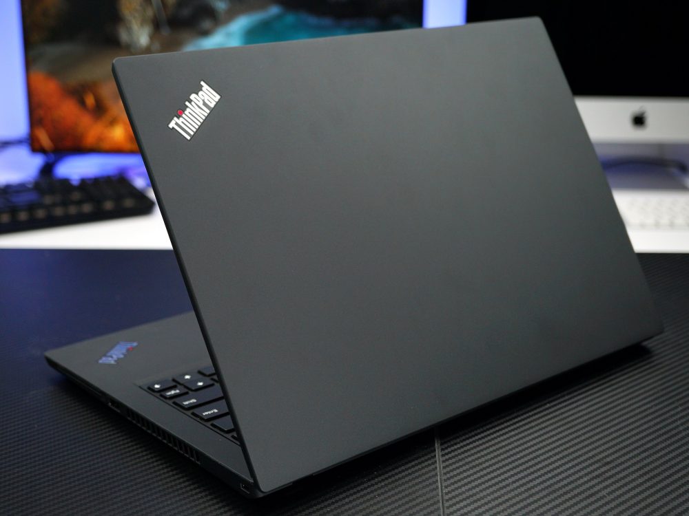Laptop LENOVO THINKPAD T14S GEN 2 i5 1145G7 2021/ RAM 8GB/ SSD 256GB Laptop LENOVO THINKPAD T14S GEN 2 i5 1145G7 2021/ RAM 8GB/ SSD 256GB