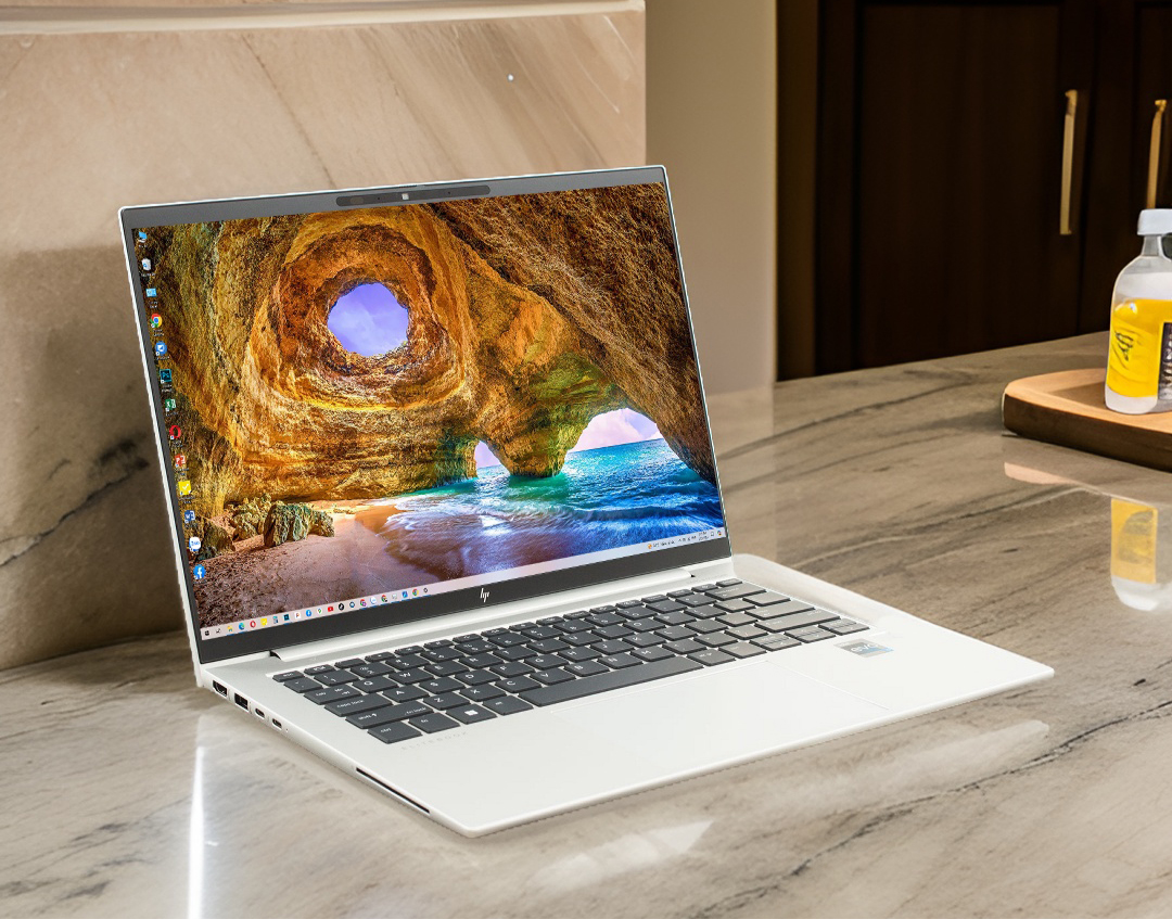 HP EliteBook 840 G10 i7 1365U RAM 16GB SSD 512GB HP EliteBook 840 G10 i7 1365U RAM 16GB SSD 512GB