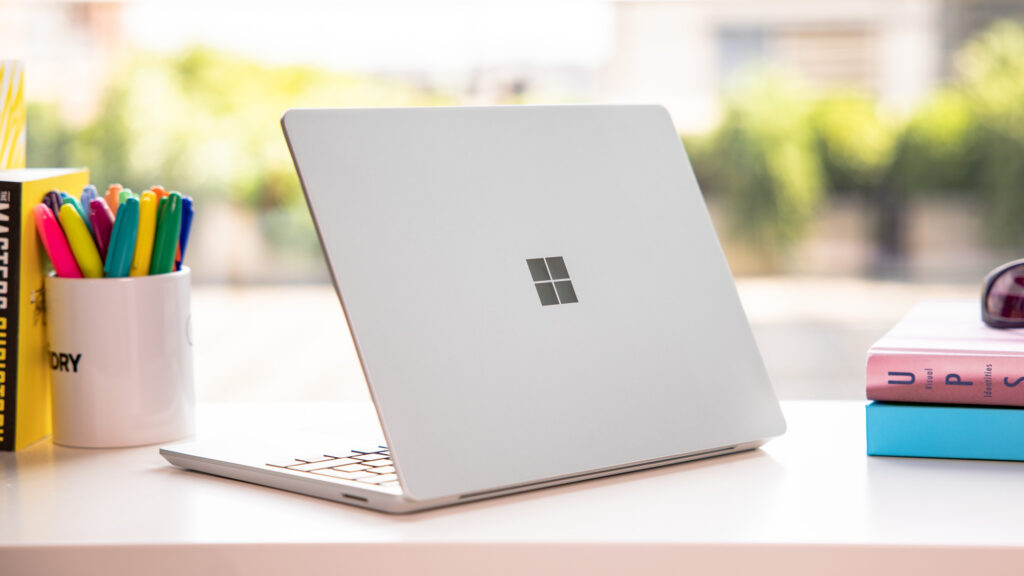 Surface Laptop Go i5 1035G1/ Ram8G/ SSD/ 12.4inch/ Cảm ứng Surface Laptop Go i5 1035G1/ Ram8G/ SSD/ 12.4inch/ Cảm ứng