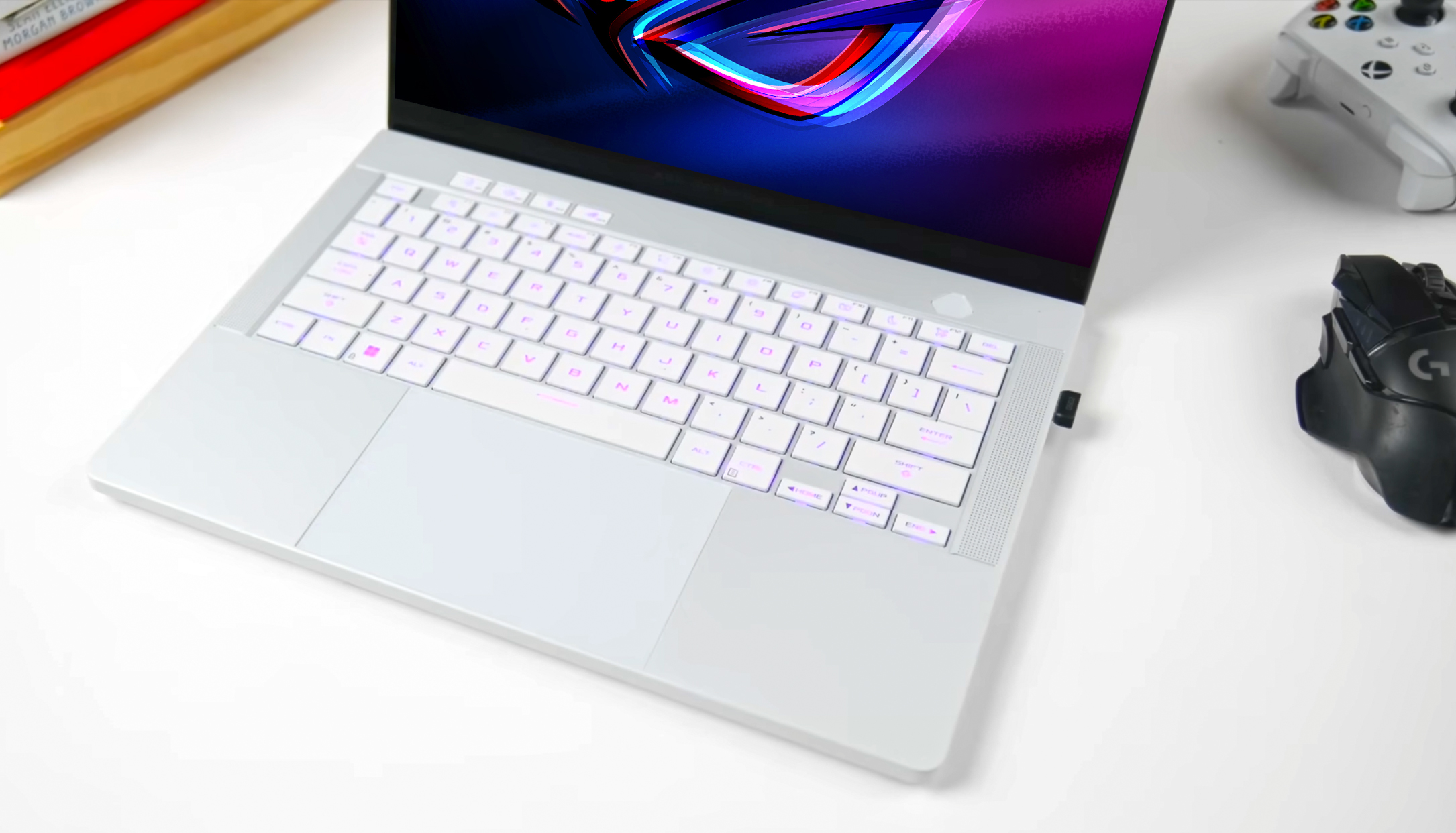 Laptop LAPTOP ASUS ROG ZEPHYRUS G14 GA403 2024 RYZEN 9 8945HS RAM 16GB SSD 1TB RTX 4060