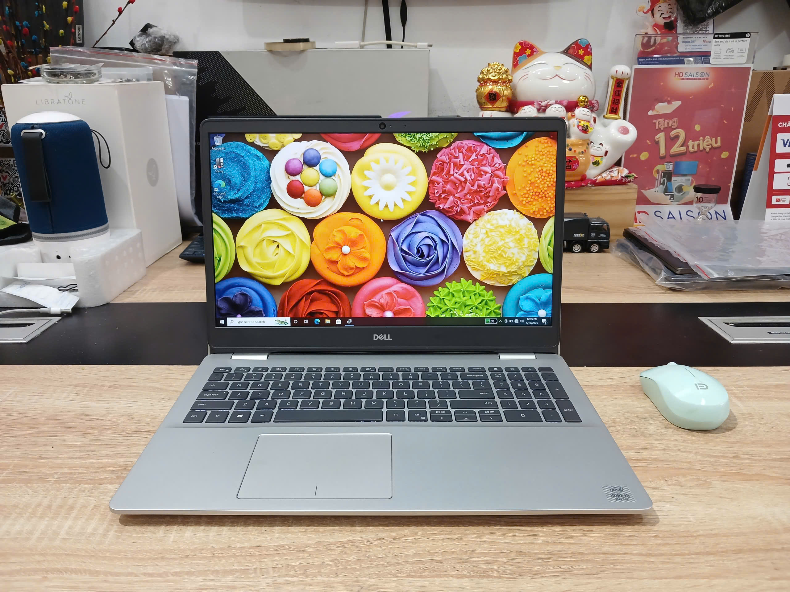 Dell Inspiron 5593 i5 Ram 16GB SSD 256Gb mỏng đẹp Dell Inspiron 5593 i5 Ram 16GB SSD 256Gb mỏng đẹp
