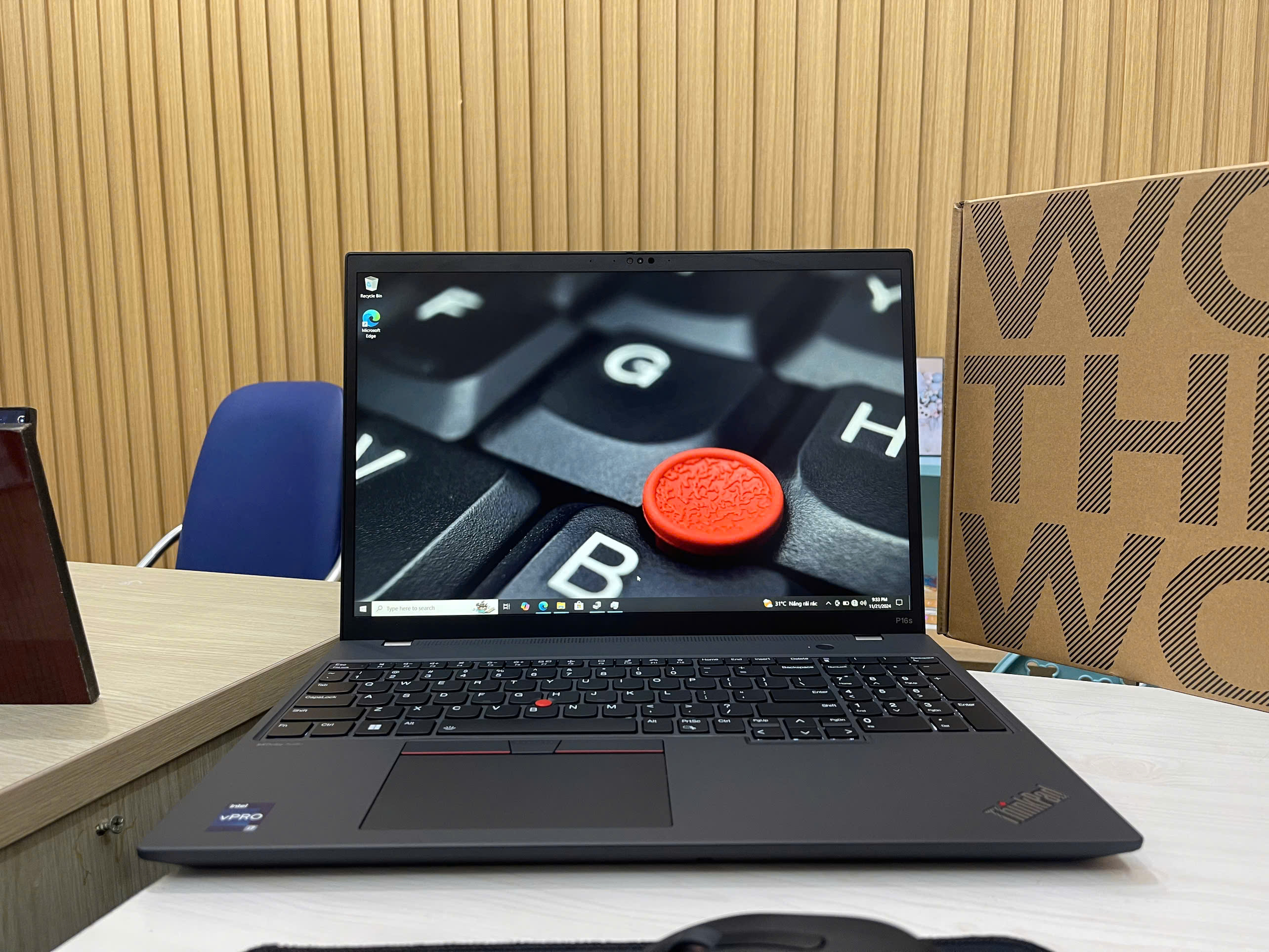 Thinkpad P16s G2 i7 1370P 20cpu sx 2024 Thinkpad P16s G2 i7 1370P 20cpu sx 2024