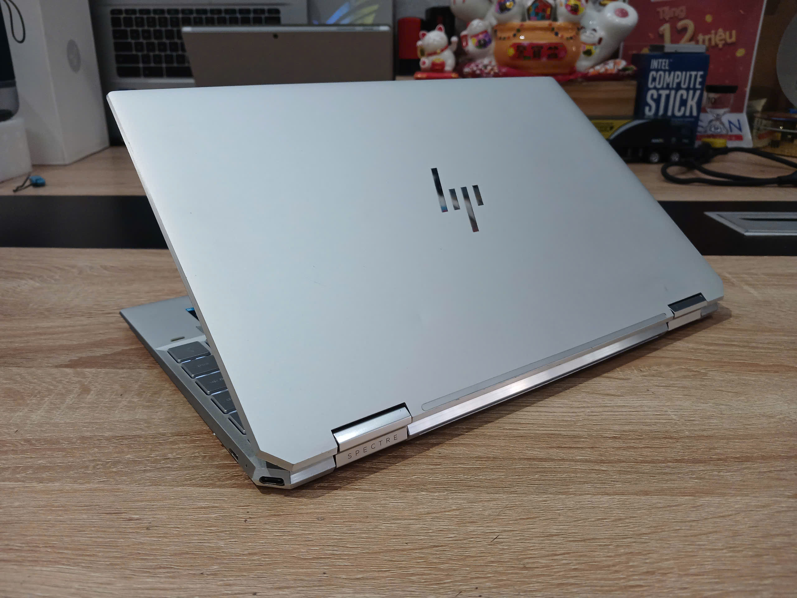 Laptop HP Spectre 13 X360 Core i5 1135G7/ 8GB Ram/ 256GB SSD/ 13.3 FHD Touch Laptop HP Spectre 13 X360 Core i5 1135G7/ 8GB Ram/ 256GB SSD/ 13.3 FHD Touch