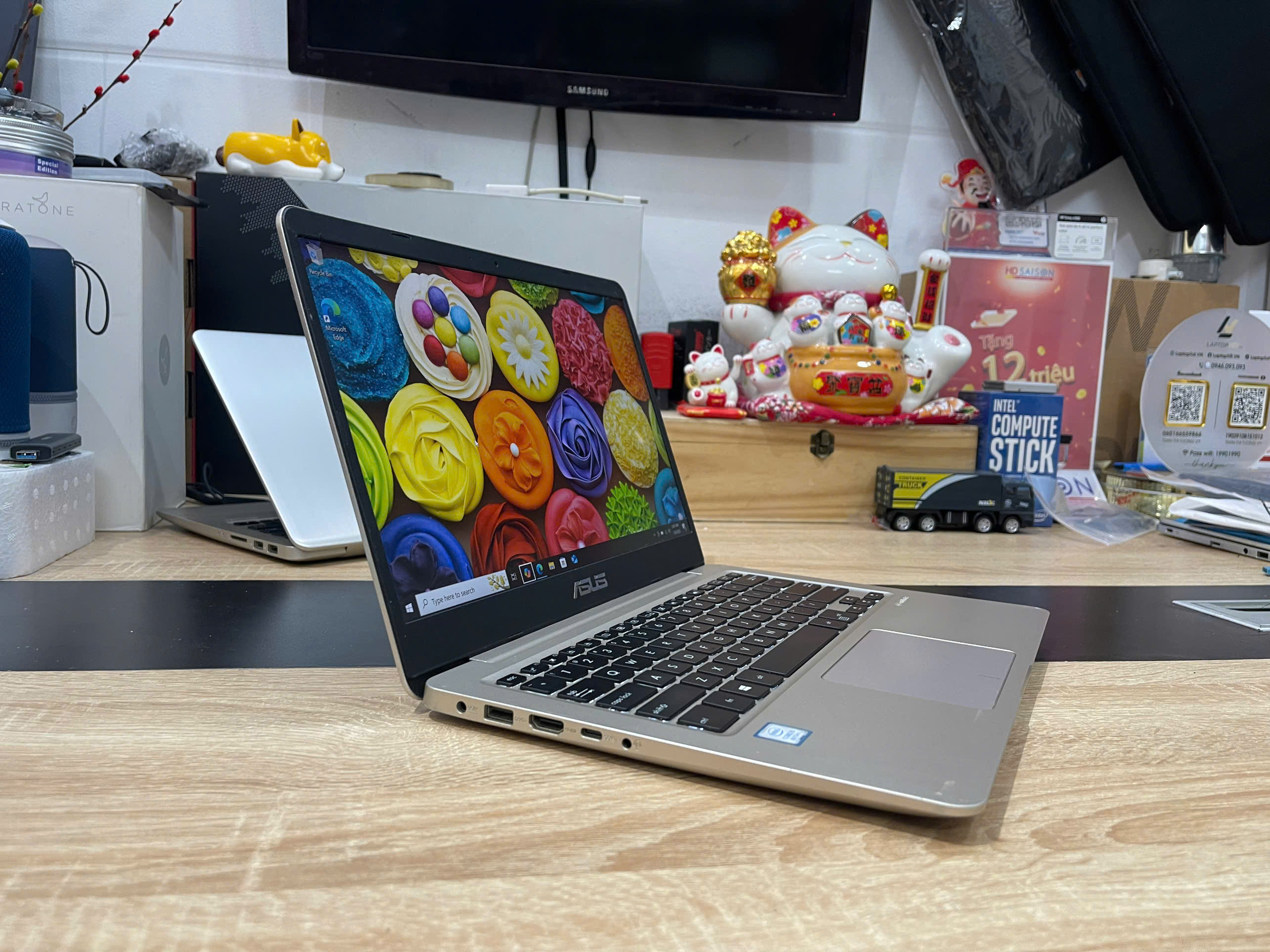 Asus Vivobook S14 S410U/ Core i5 8250U/ 8GB/ 256GB/ 14 FHD Asus Vivobook S14 S410U/ Core i5 8250U/ 8GB/ 256GB/ 14 FHD
