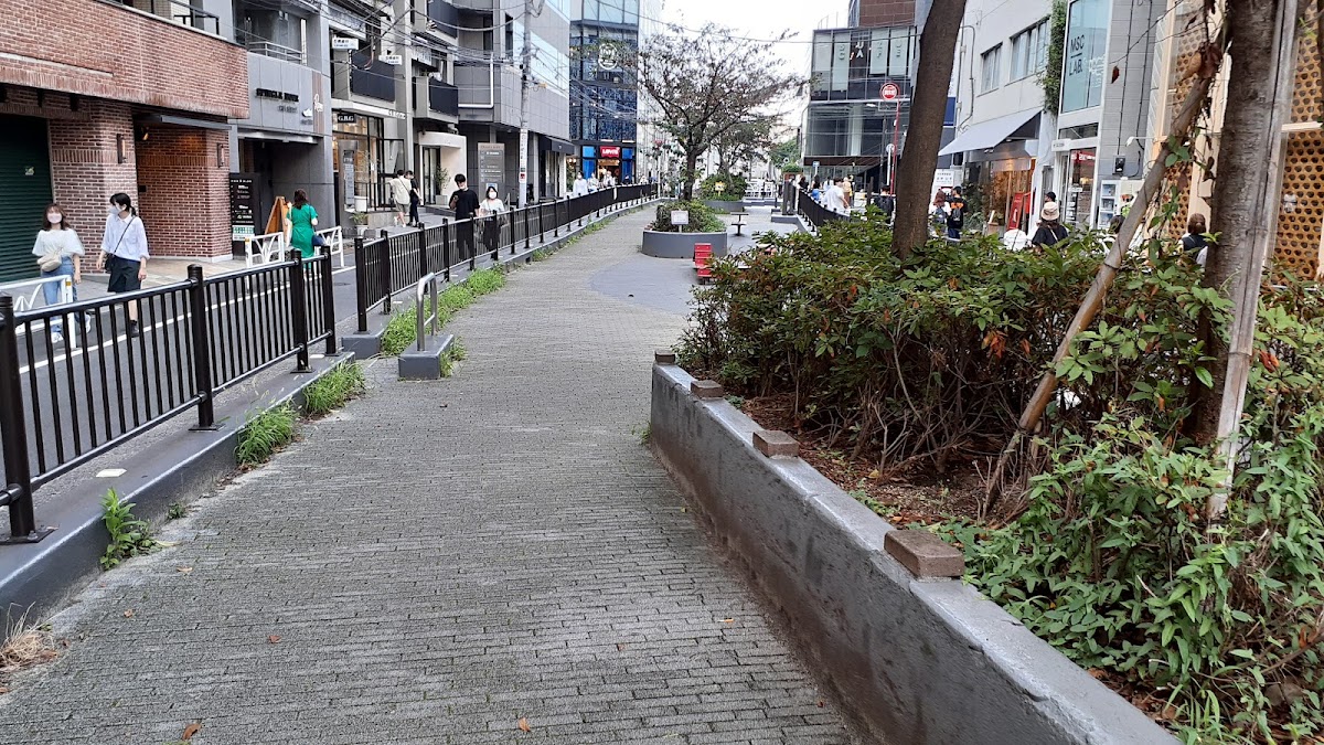 Ura-Harajuku 2