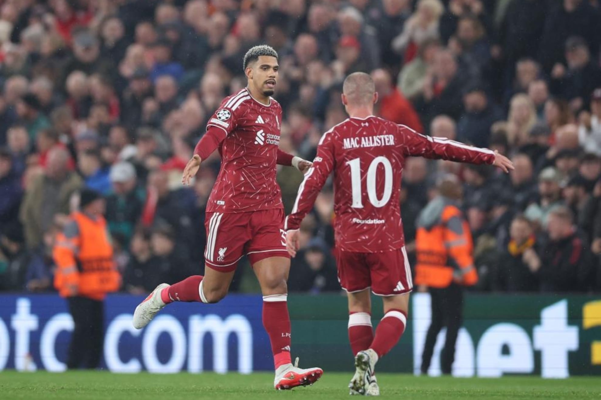 Ronald Araujo Shines as Liverpool Consider Triggering Permanent Purchase Option