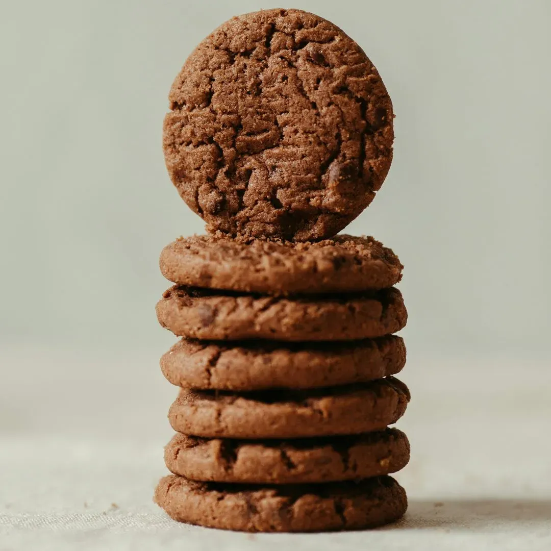 une pile de cookies empilés