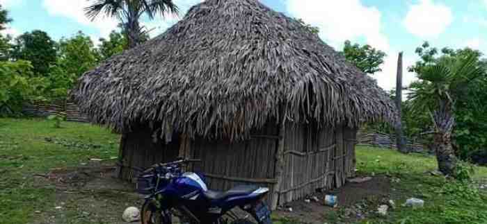 Kisah Pilu Bocah di NTT yang Tinggal di Gubuk Reyot Tanpa Orang Tua