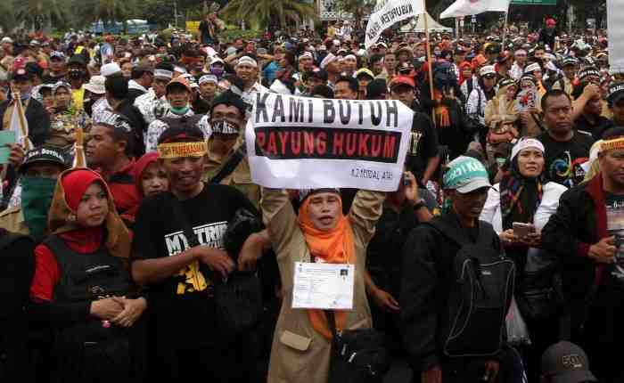 Sepakat Dihapus, Bagaimana Nasib Para Tenaga Honorer? Sepakat Dihapus, Bagaimana Nasib Para Tenaga Honorer?