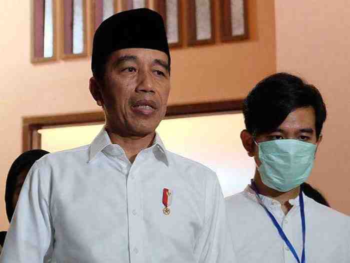 Presiden Jokowi Ungkap Penyebab Kematian Ibundanya