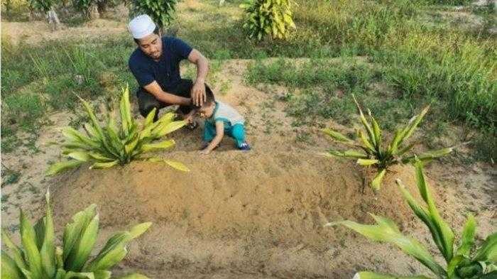 Kisah Haru Seorang Bocah Ditinggal Kedua Orangtuanya Meninggal Karena Kecalakaan