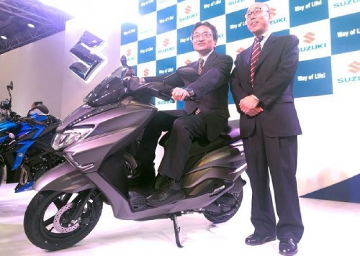 Review Suzuki Burgman 125, Sepesifikasi dan Harga 