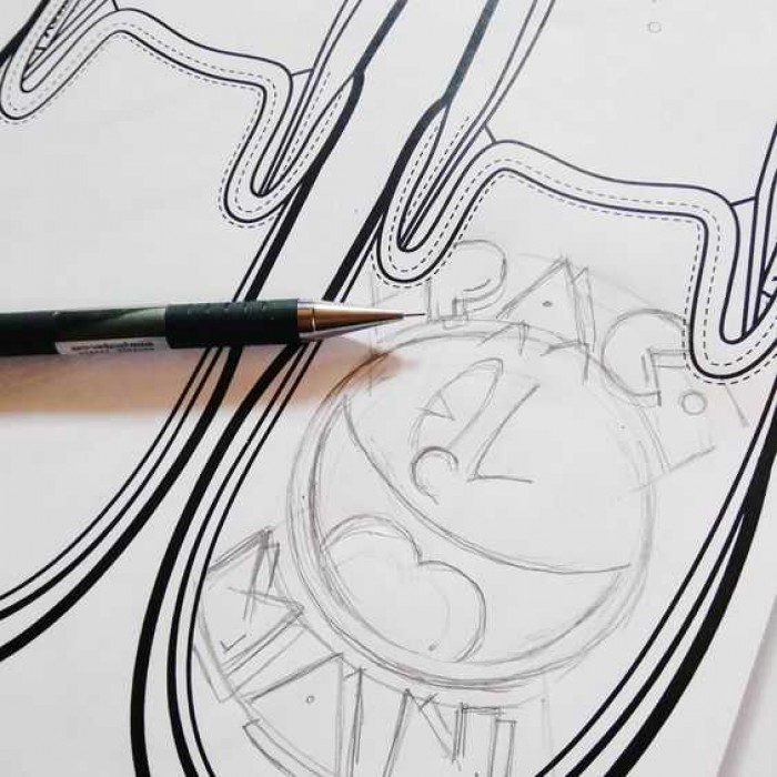 Analisa dan Peluang Usaha Sepatu Lukis yang Menjanjikan