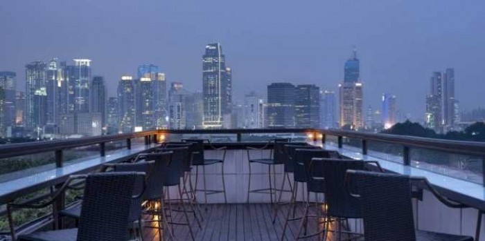 Referensi Rooftop Bar di 4 Kota Besar Indonesia Referensi Rooftop Bar di 4 Kota Besar Indonesia