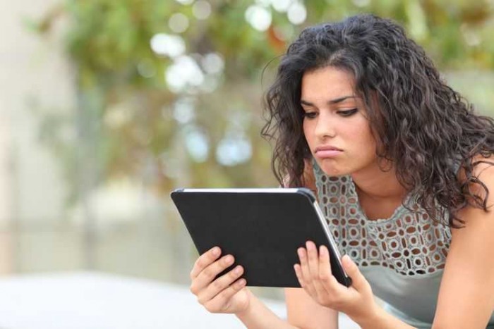 Banyak Ibu yang Stress Mengasuh Anak Gara-gara Facebook Instagram