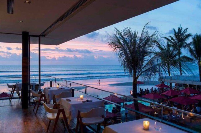 Referensi Rooftop Bar di 4 Kota Besar Indonesia Referensi Rooftop Bar di 4 Kota Besar Indonesia
