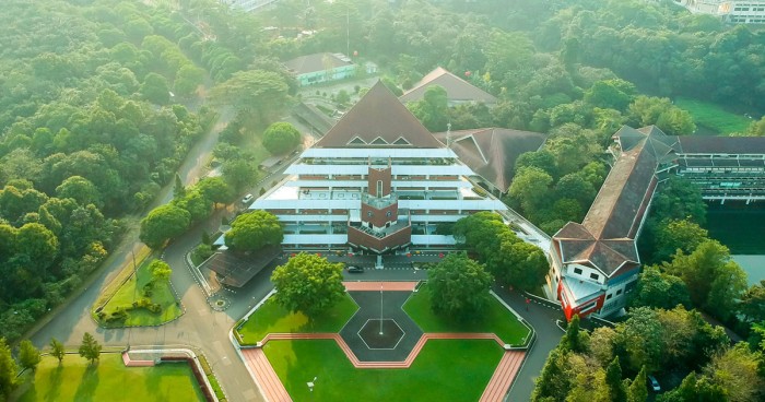 Daftar 10 Universitas Terbaik di Indonesia Versi Dikti