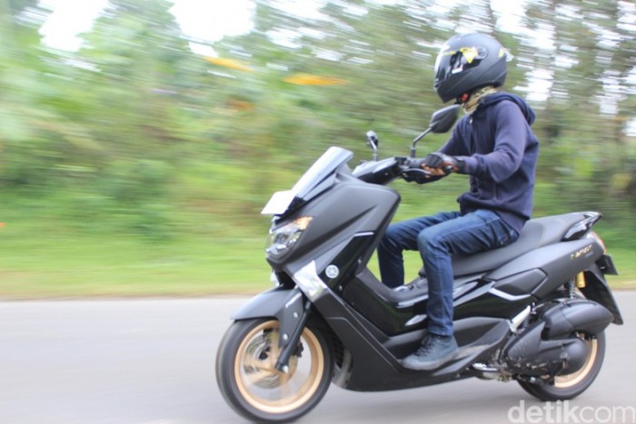 Compare Top Speed Vario 150 VS Nmax, Lebih Cepat Mana? Compare Top Speed Vario 150 VS Nmax, Lebih Cepat Mana?