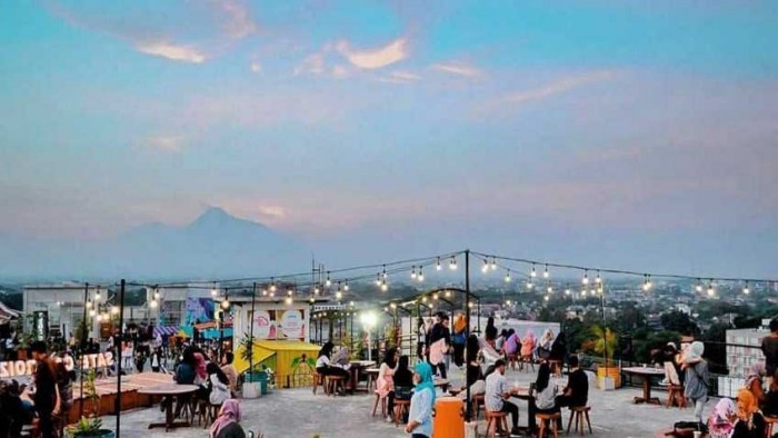 Referensi Rooftop Bar di 4 Kota Besar Indonesia Referensi Rooftop Bar di 4 Kota Besar Indonesia