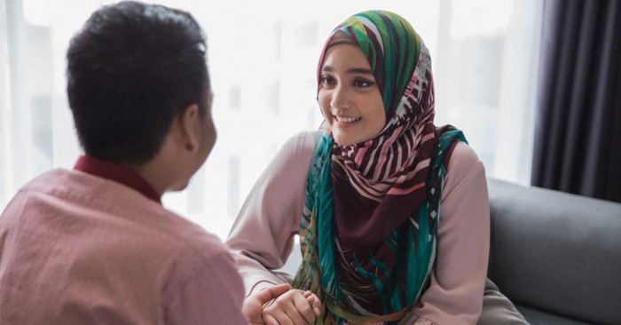 Suami Tak Betah di Rumah? Lakukan ini Padanya... Suami Tak Betah di Rumah? Lakukan ini Padanya...