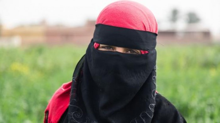 Perbedaan Jilbab, Mantilla, Kerudung Suster, dan Variasi Lainnya Perbedaan Jilbab, Mantilla, Kerudung Suster, dan Variasi Lainnya