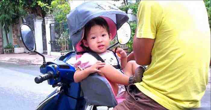 Awas Walau Nyaman ini Bahaya Kursi Bonceng Anak