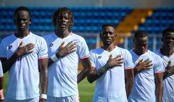 South-sudan-football-team-sing-national-anthem
