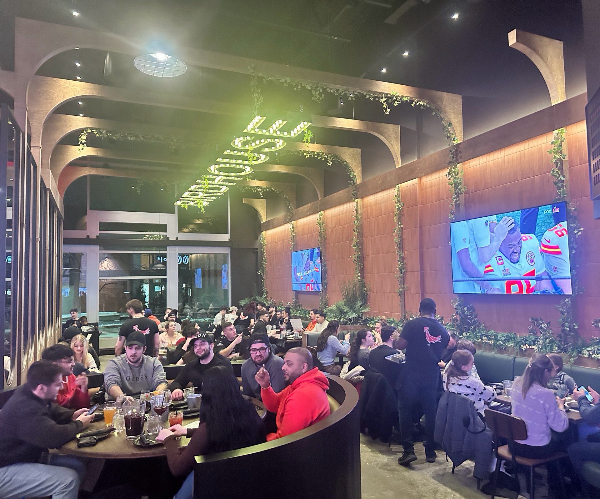Birdhouse Wingerie & Bar