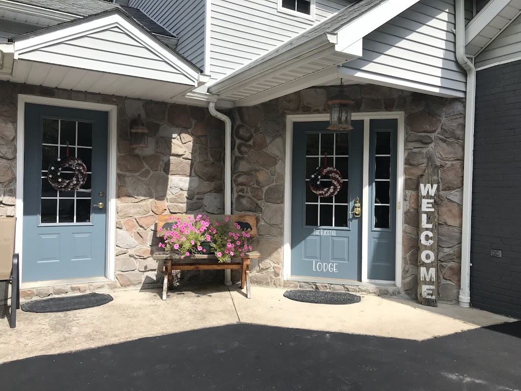 Bucktail Lodge (Airbnb/VRBO)