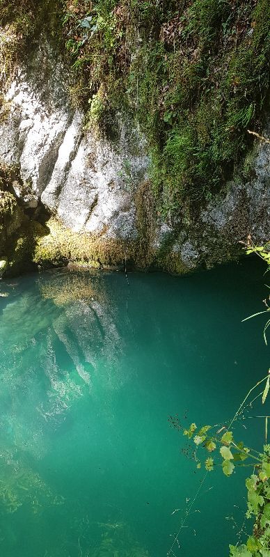 La Source Bleue