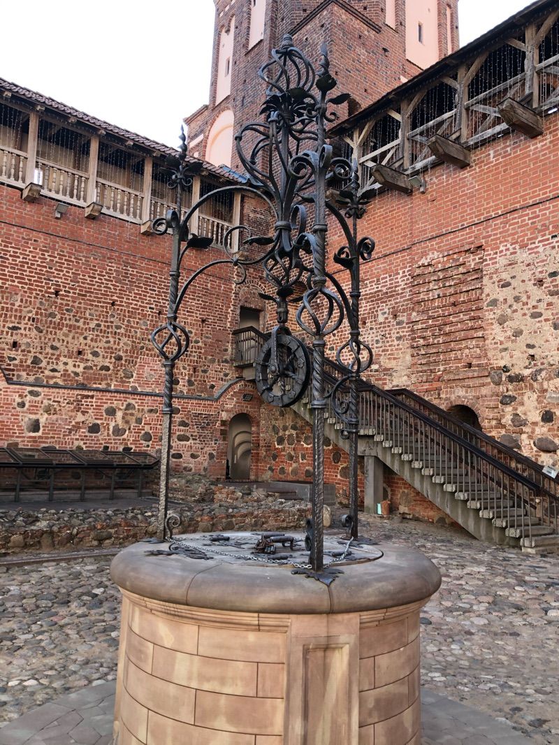 Mir Castle — photo 4