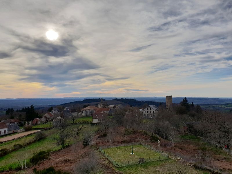 Tour de Toulx-Sainte-Croix