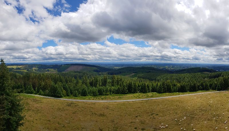 Tour du Mont-Bessou