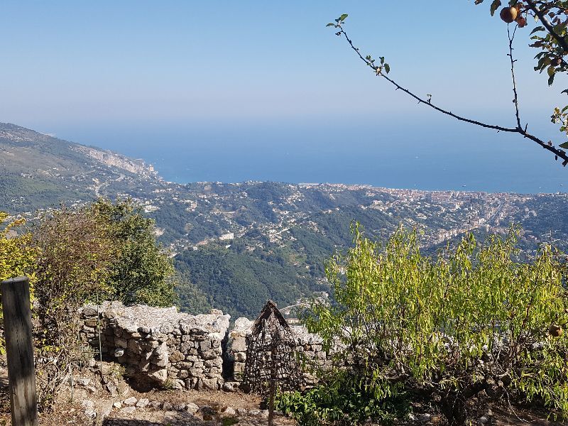 Site castral de Sainte-Agnès — photo 4